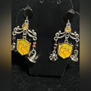 COPY - SGC619 Hufflepuff Harry Potter dangle earrings